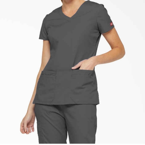 DICKIES EDS WOMEN'S SIGNATURE V NECK SCRUBS TOP SIZE LARGE - Picture 1 of 7